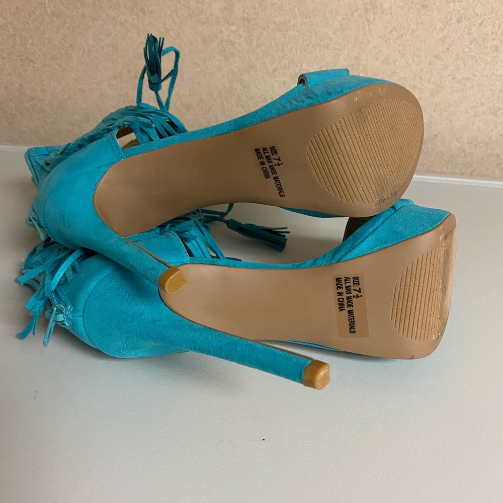 Blue heels - Picture 6 of 9